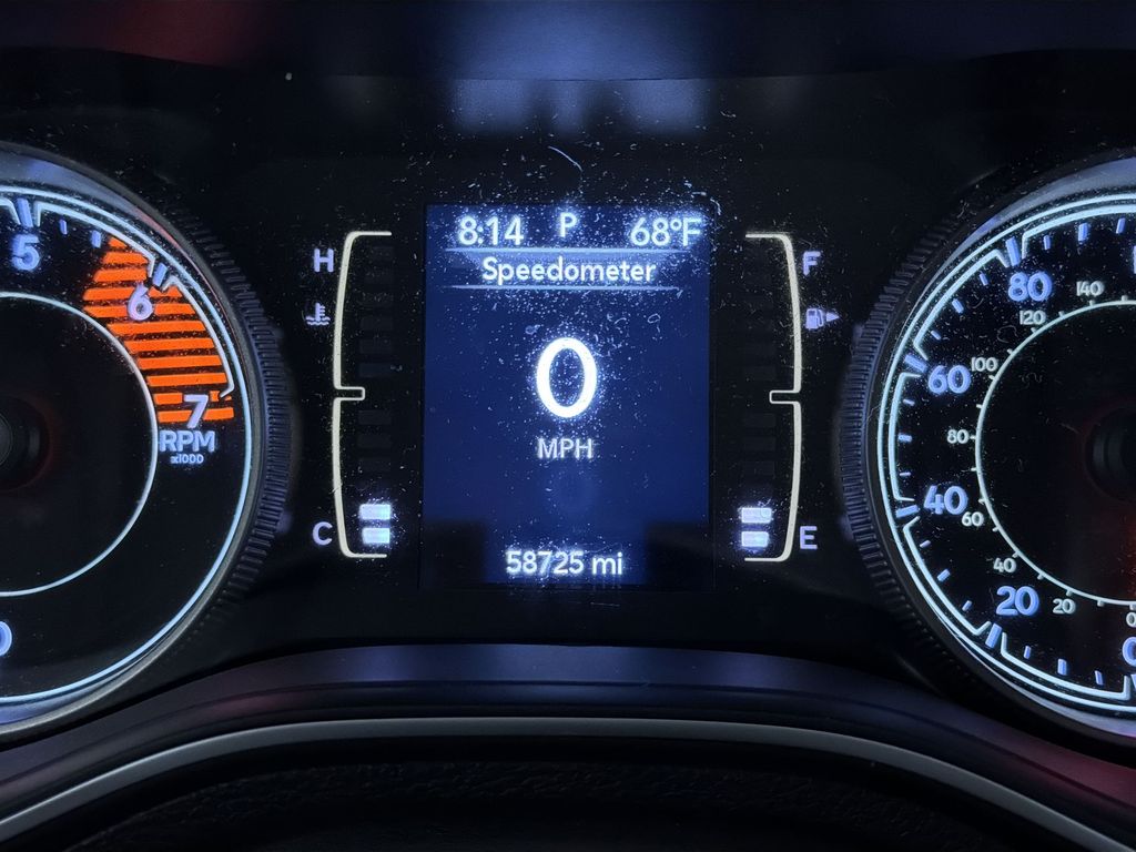 2019 Jeep Cherokee Latitude Plus - Photo 14