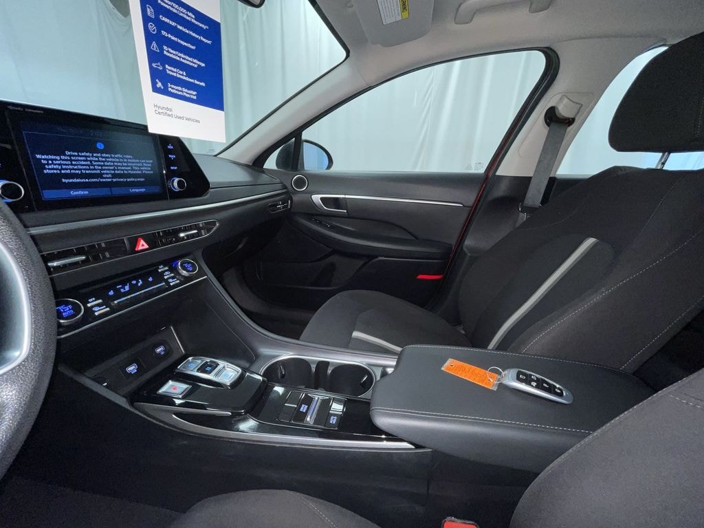 Used 2022 Hyundai Sonata SEL Sedan