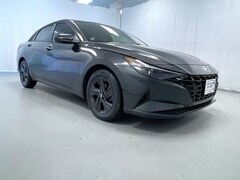 2022 Hyundai Elantra SEL Sedan