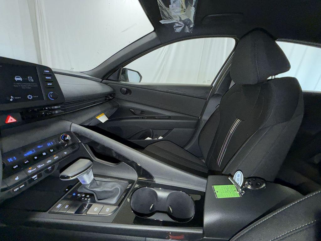 New 2026 Hyundai Elantra SEL Sport Premium Sedan