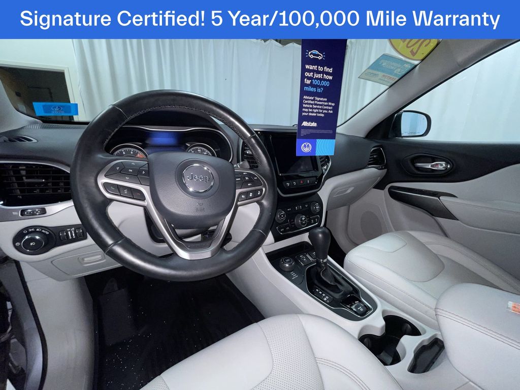 2020 Jeep Cherokee Limited photo 2