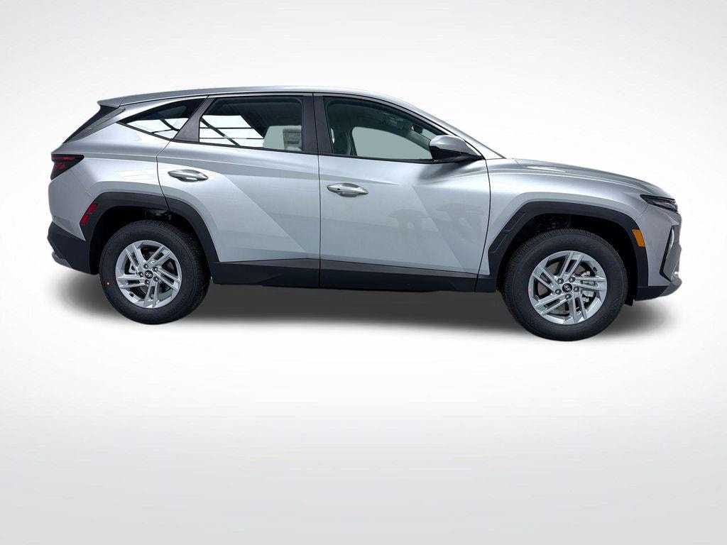 New 2026 Hyundai Tucson SE AWD SUV