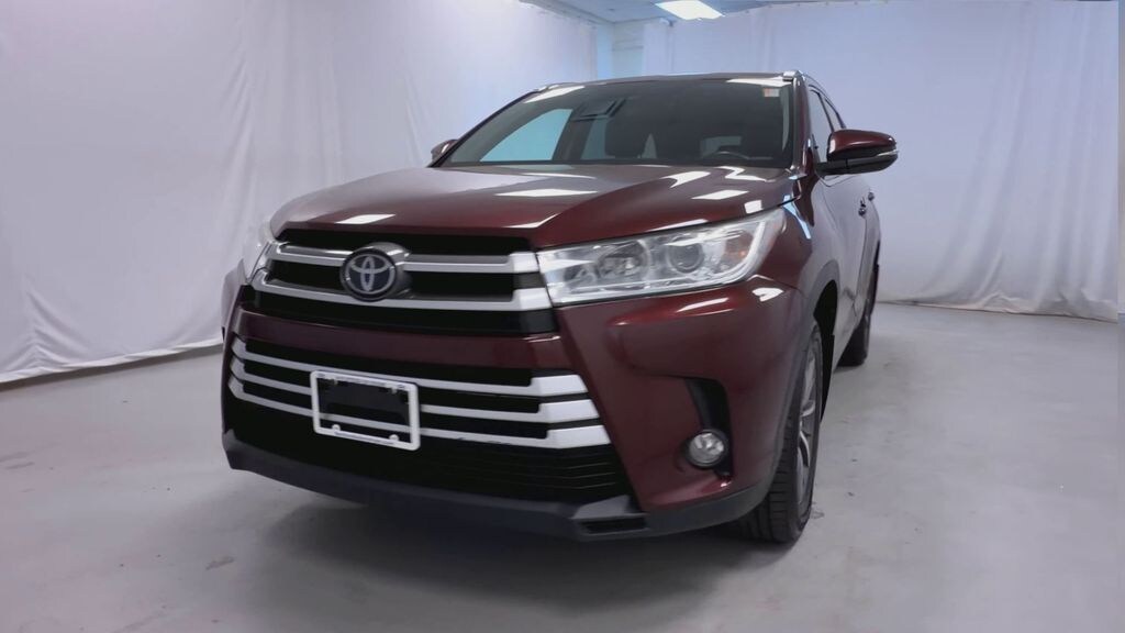 Used 2018 Toyota Highlander XLE SUV