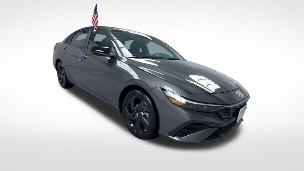 New 2026 Hyundai Elantra SEL Sport Sedan