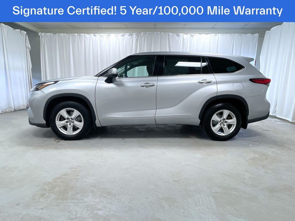 Used 2022 Toyota Highlander LE with VIN 5TDBBRCH9NS070898 for sale in Keene, NH