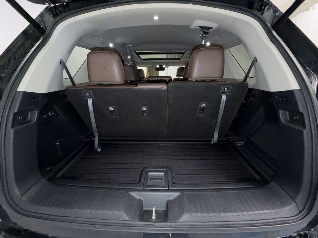 2023 Honda Pilot Elite - Photo 16