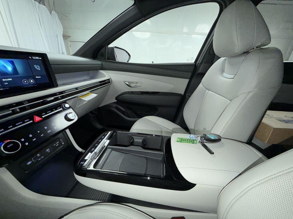 New 2026 Hyundai Tucson Limited AWD SUV