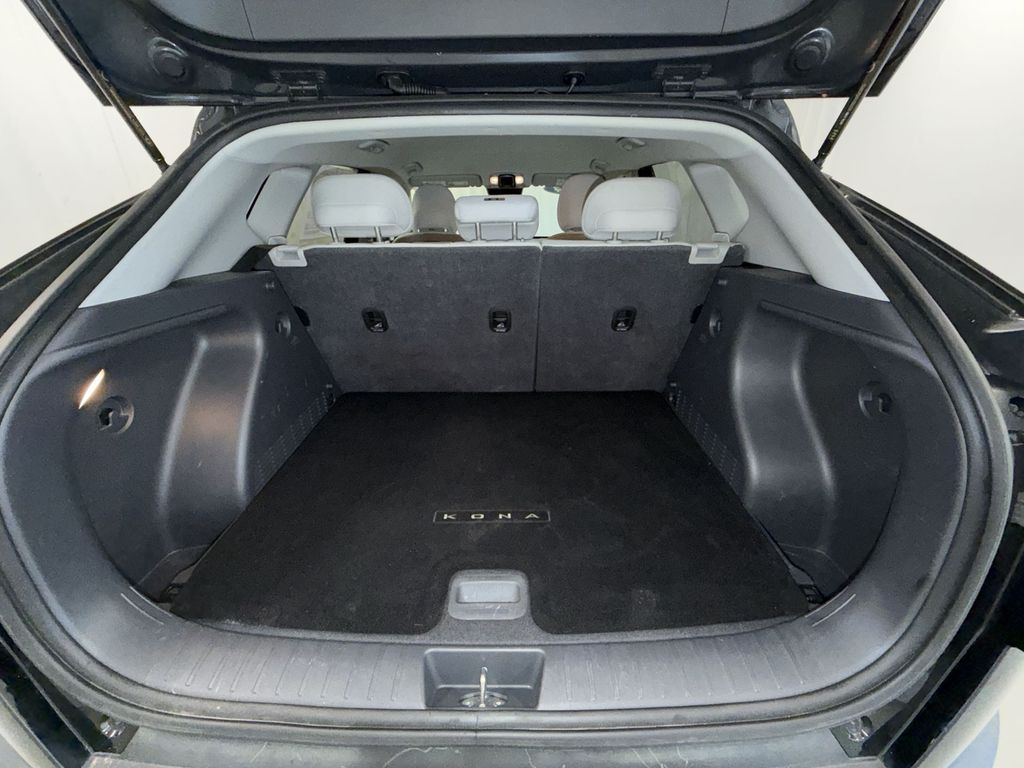 2024 Hyundai Kona SEL - Photo 11