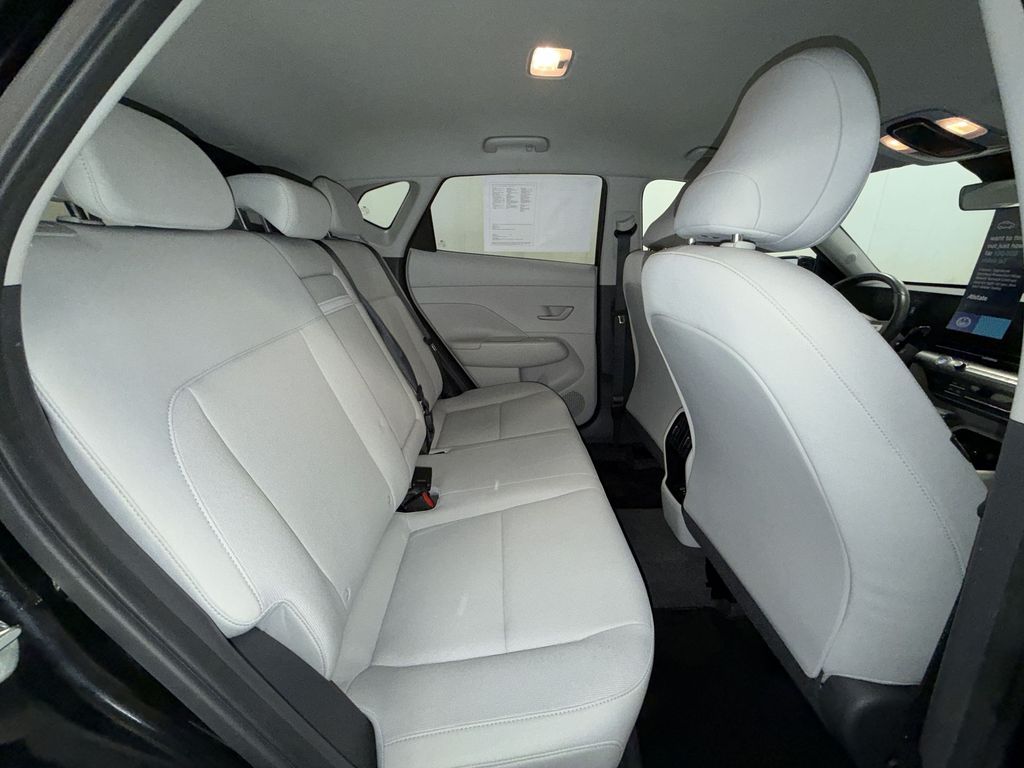 2024 Hyundai Kona SEL - Photo 6