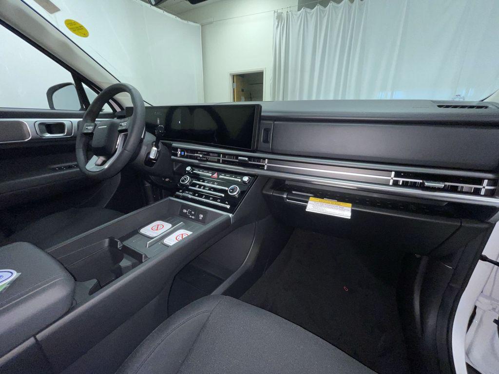 2026 Hyundai Santa Fe SE - Photo 6