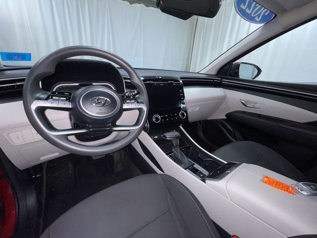2022 Hyundai Tucson SEL photo 3