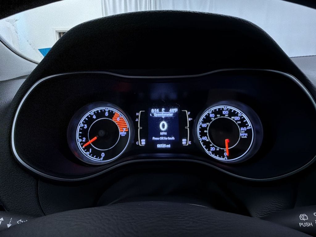 2019 Jeep Cherokee Latitude Plus - Photo 13