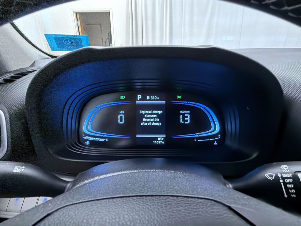 2023 Hyundai Venue SEL - Photo 19