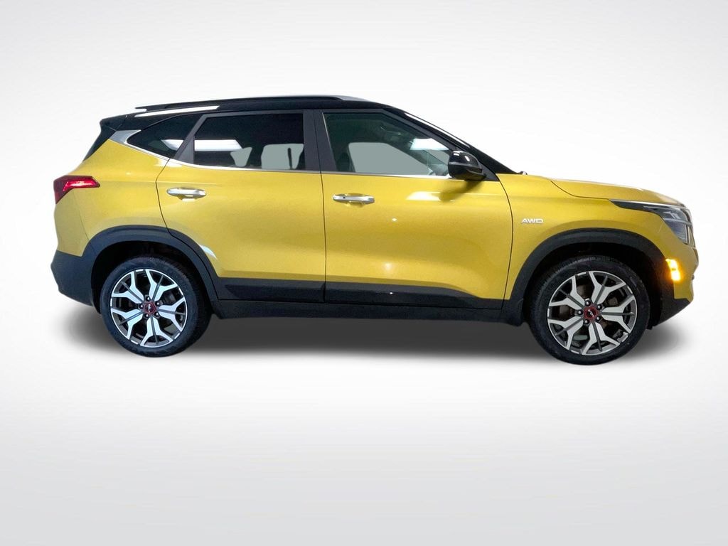 Used 2022 Kia Seltos SX SUV