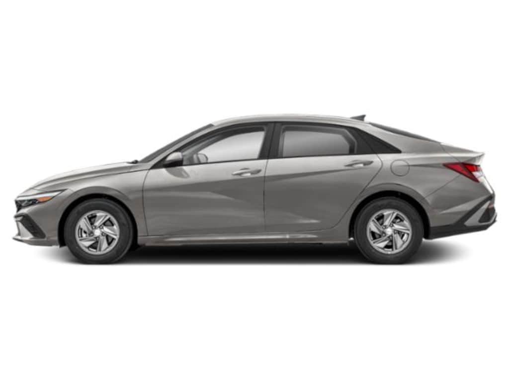 New 2026 Hyundai Elantra SE Sedan