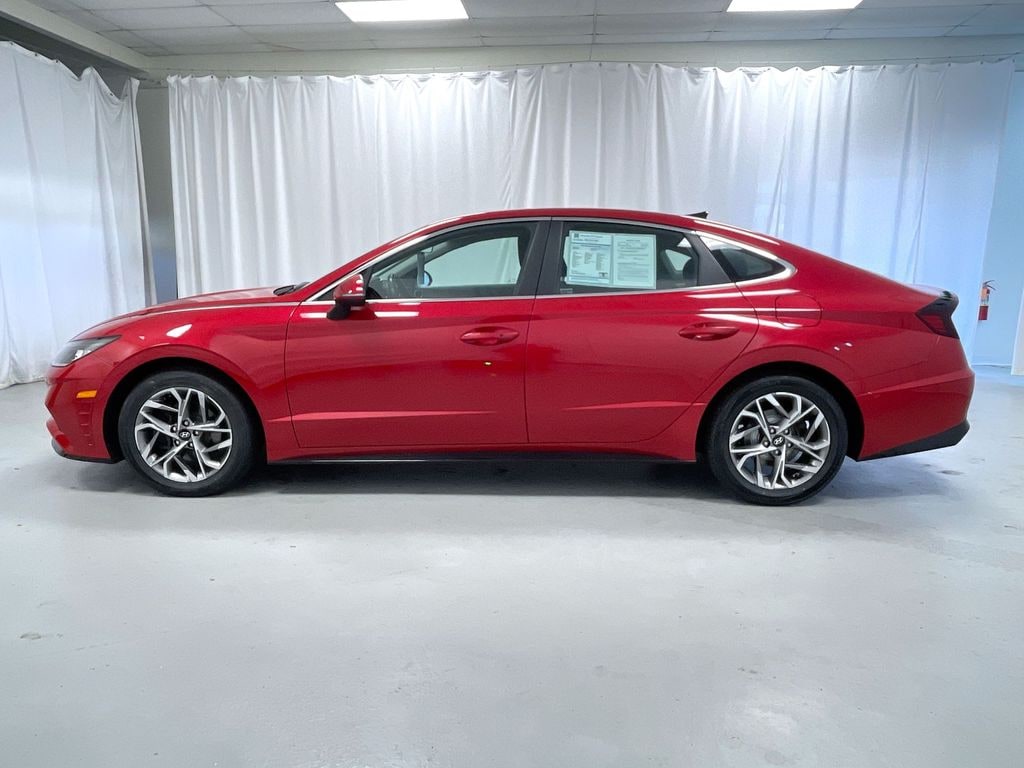 Used 2022 Hyundai Sonata SEL Sedan