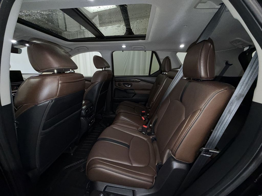 2023 Honda Pilot Elite - Photo 12