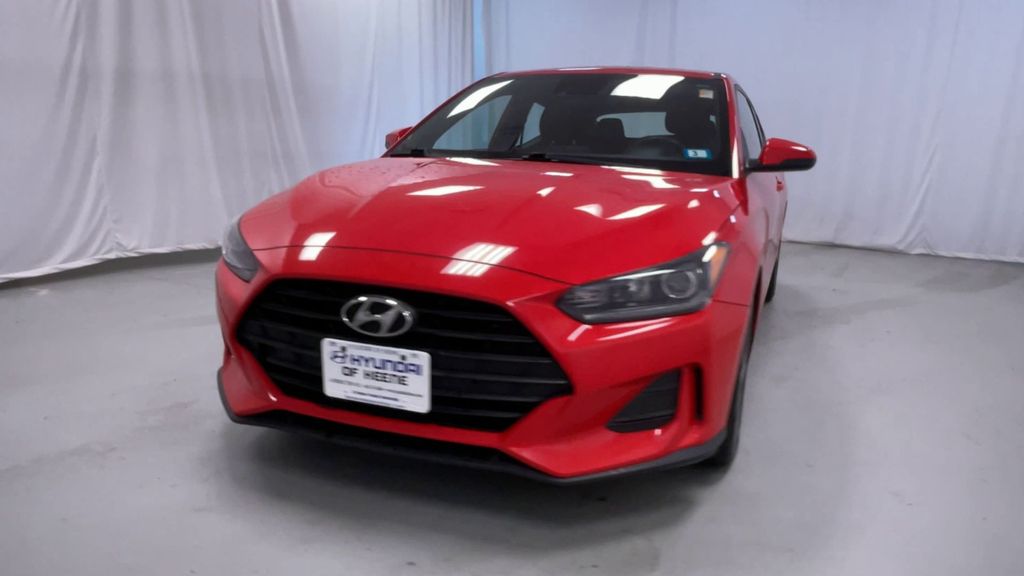 2019 Hyundai Veloster 2.0L Premium photo 3