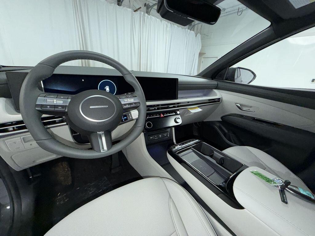 New 2026 Hyundai Tucson Limited AWD SUV