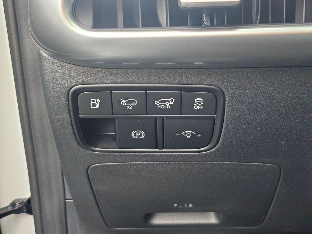 2026 Hyundai IONIQ 9 SE - Photo 25