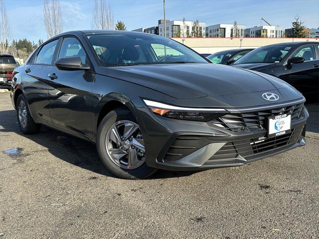 2025 Hyundai Elantra Sedan 