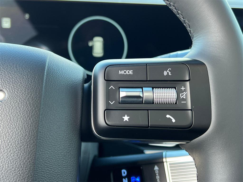 2024 Hyundai Santa Fe Limited - Photo 28