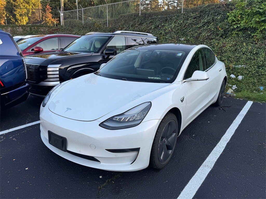 2019 Tesla Model 3 Standard Range Plus photo 2