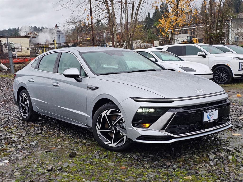 2026 Hyundai Sonata SEL's photo