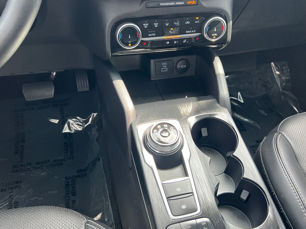 2022 Ford Escape Titanium - Photo 20