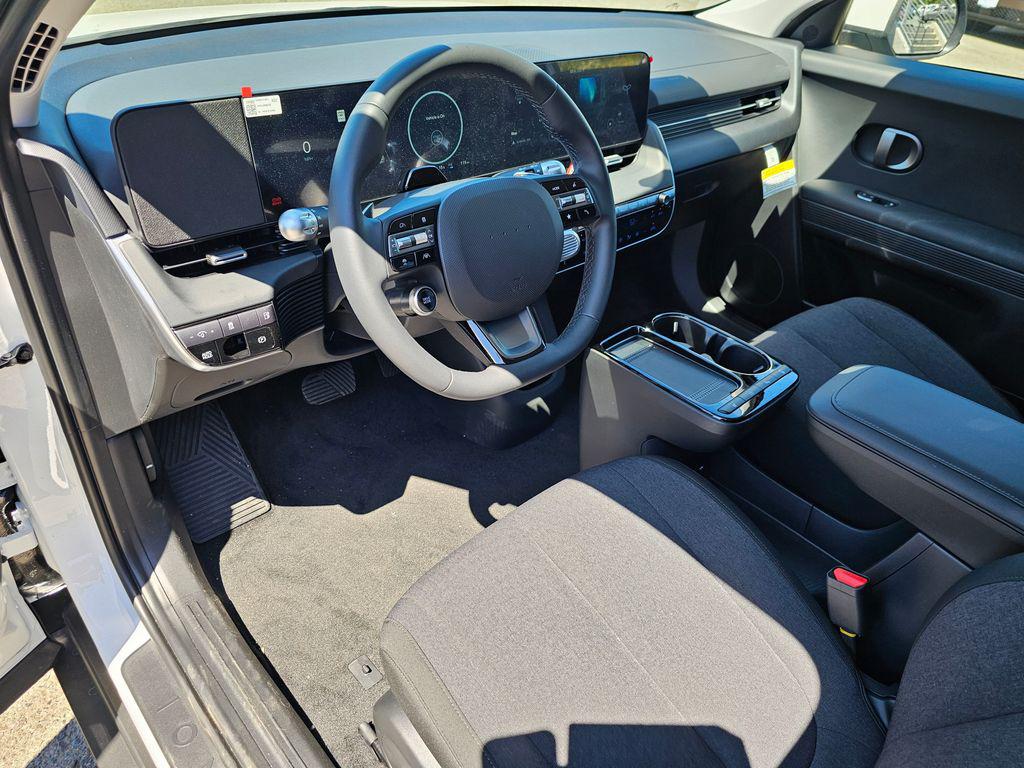 2025 Hyundai IONIQ 5 SE - Photo 19