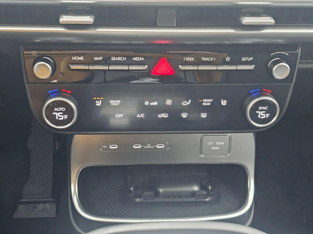 2026 Hyundai IONIQ 9 SE - Photo 32