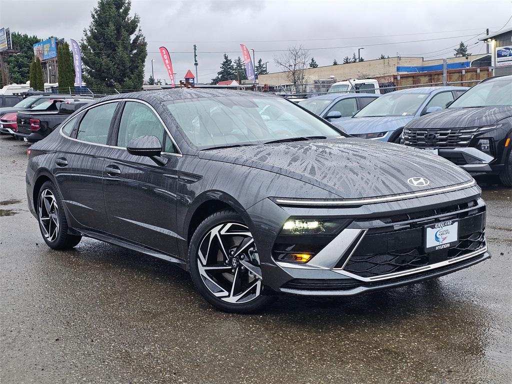 2026 Hyundai Sonata SEL's photo
