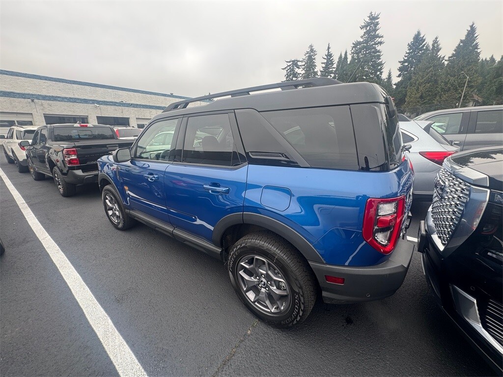 2024 Ford Bronco Sport Badlands photo 2