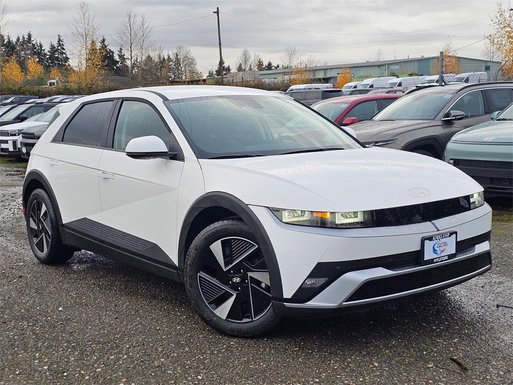 2026 Hyundai IONIQ 5 SE's photo