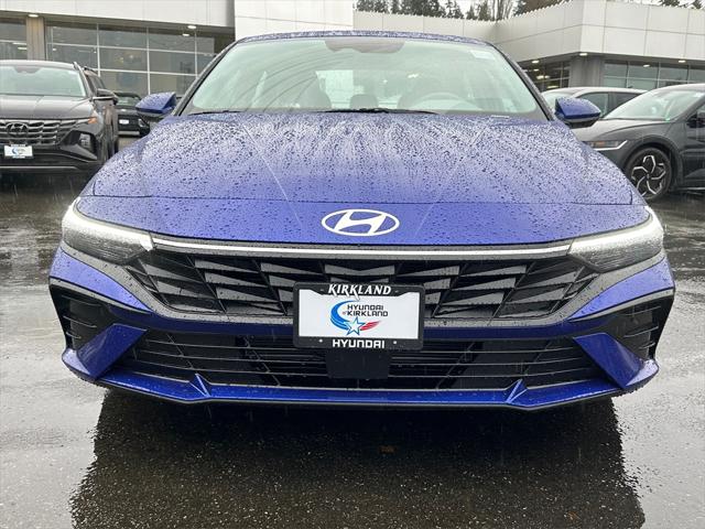 2025 Hyundai Elantra SEL Convenience photo 2