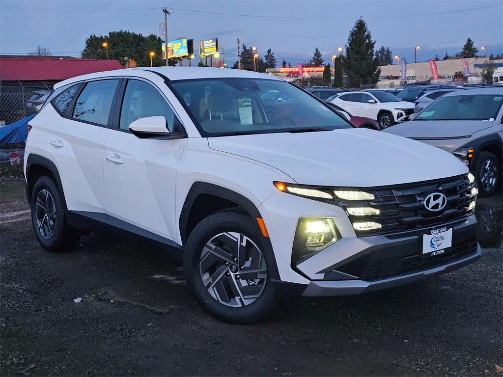 2026 Hyundai Tucson Blue SE's photo