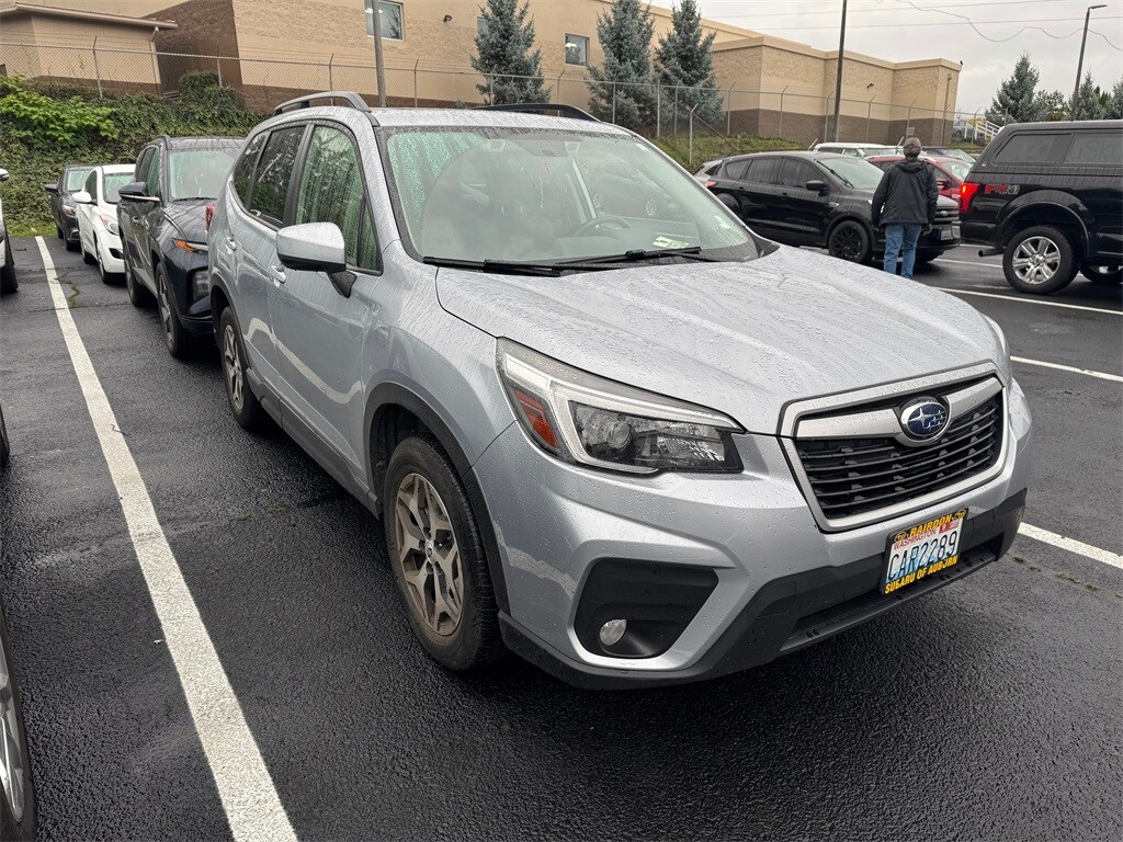 2021 Subaru Forester Premium photo 2