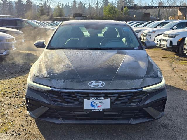 2025 Hyundai Elantra SEL Convenience photo 2