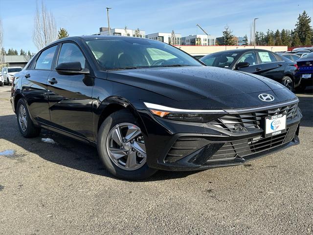 2025 Hyundai Elantra Sedan 