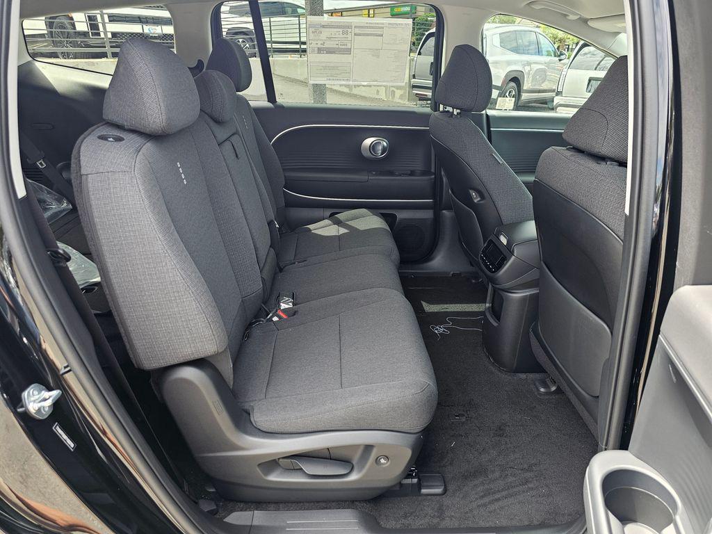 2026 Hyundai IONIQ 9 SE - Photo 12