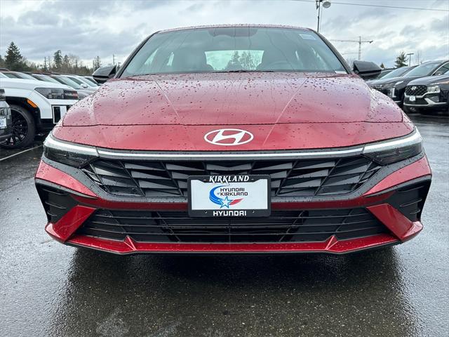 2025 Hyundai Elantra SEL Sport photo 2