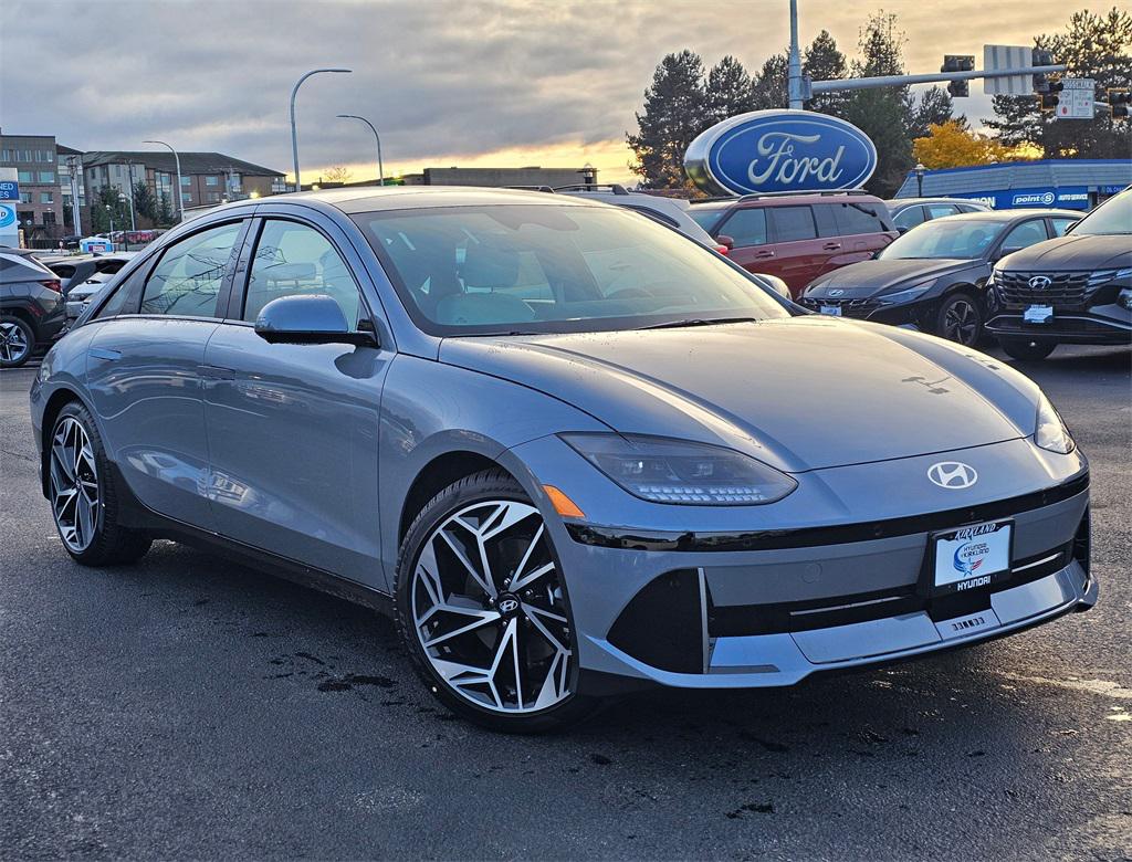 2025 Hyundai IONIQ 6 Limited's photo