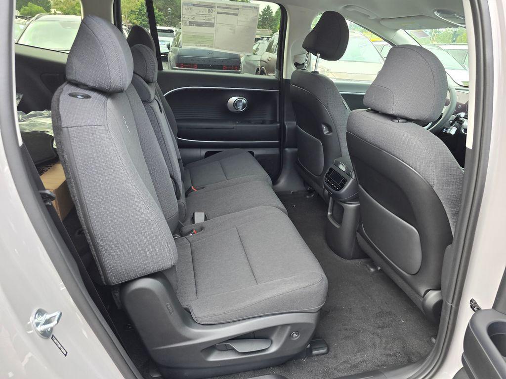 2026 Hyundai IONIQ 9 SE - Photo 12