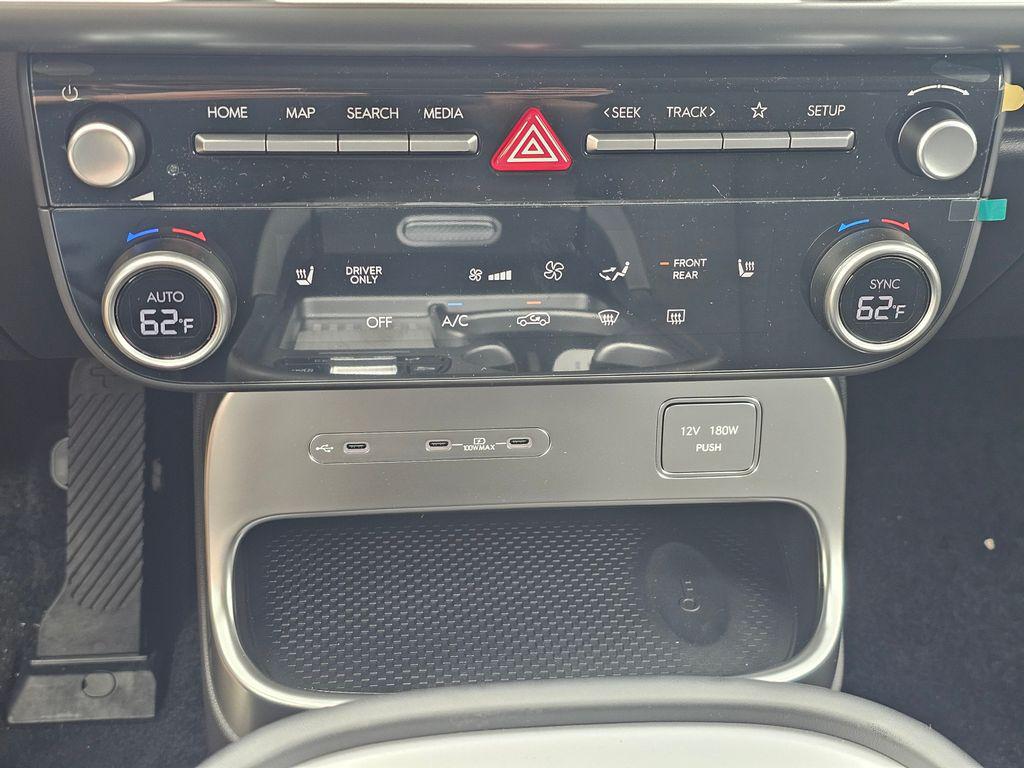 2026 Hyundai IONIQ 9 SE - Photo 33