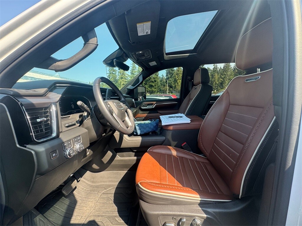 2024 Gmc Sierra HD Denali Ultimate photo 2