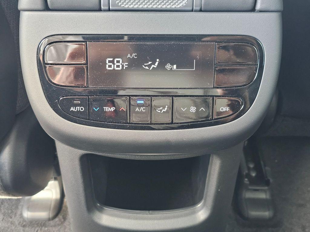 2026 Hyundai IONIQ 9 S - Photo 18