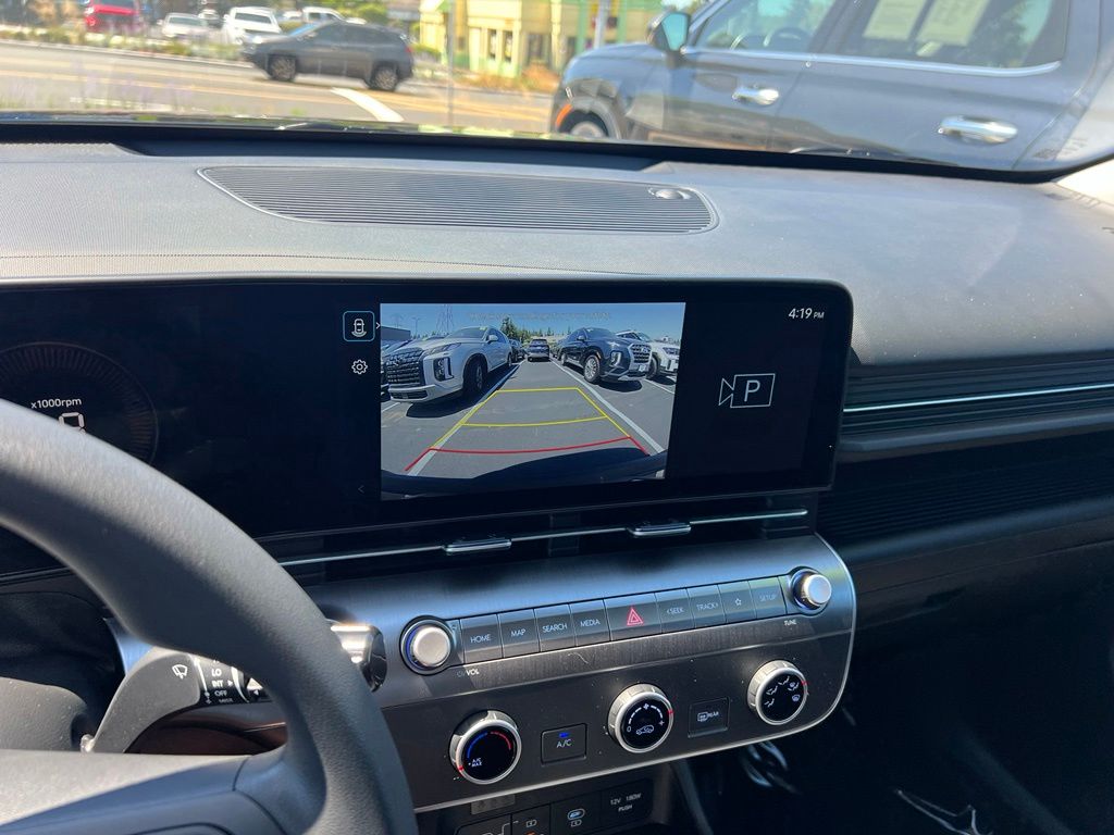 2025 Hyundai Kona SE - Photo 25