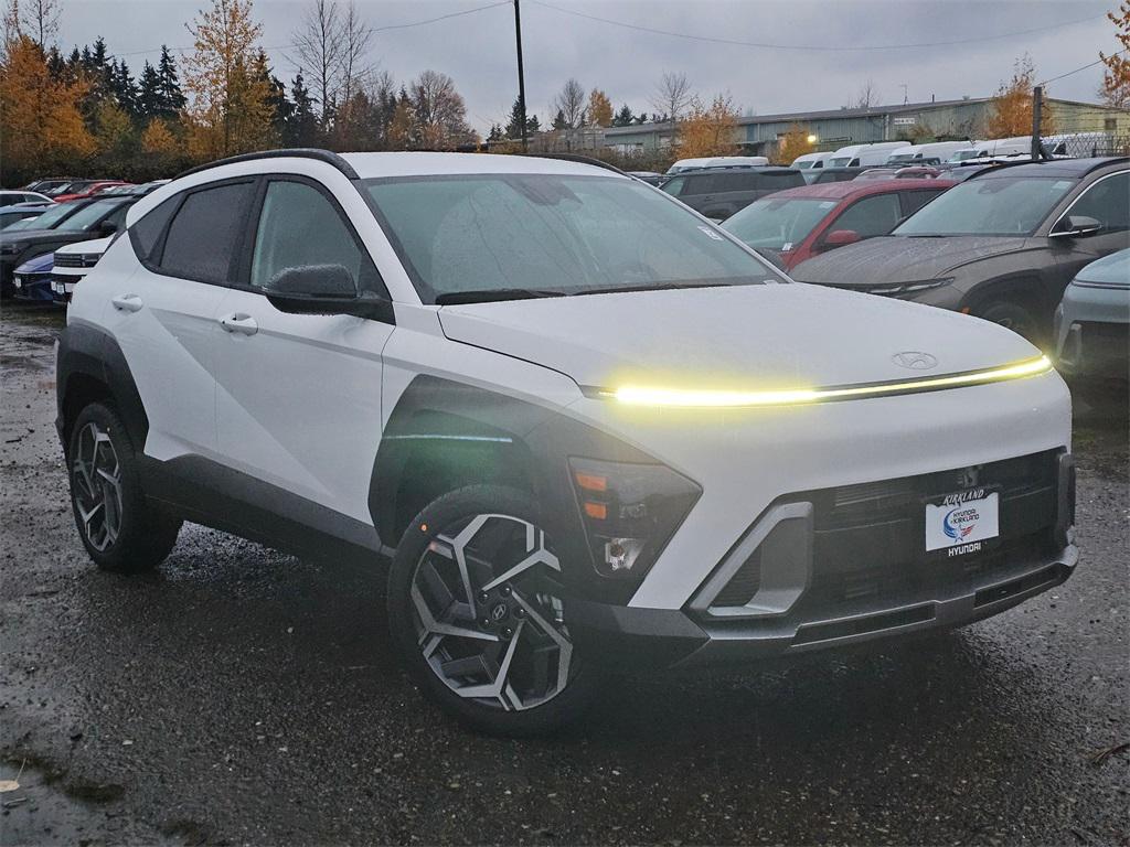 2026 Hyundai Kona SEL Premium's photo