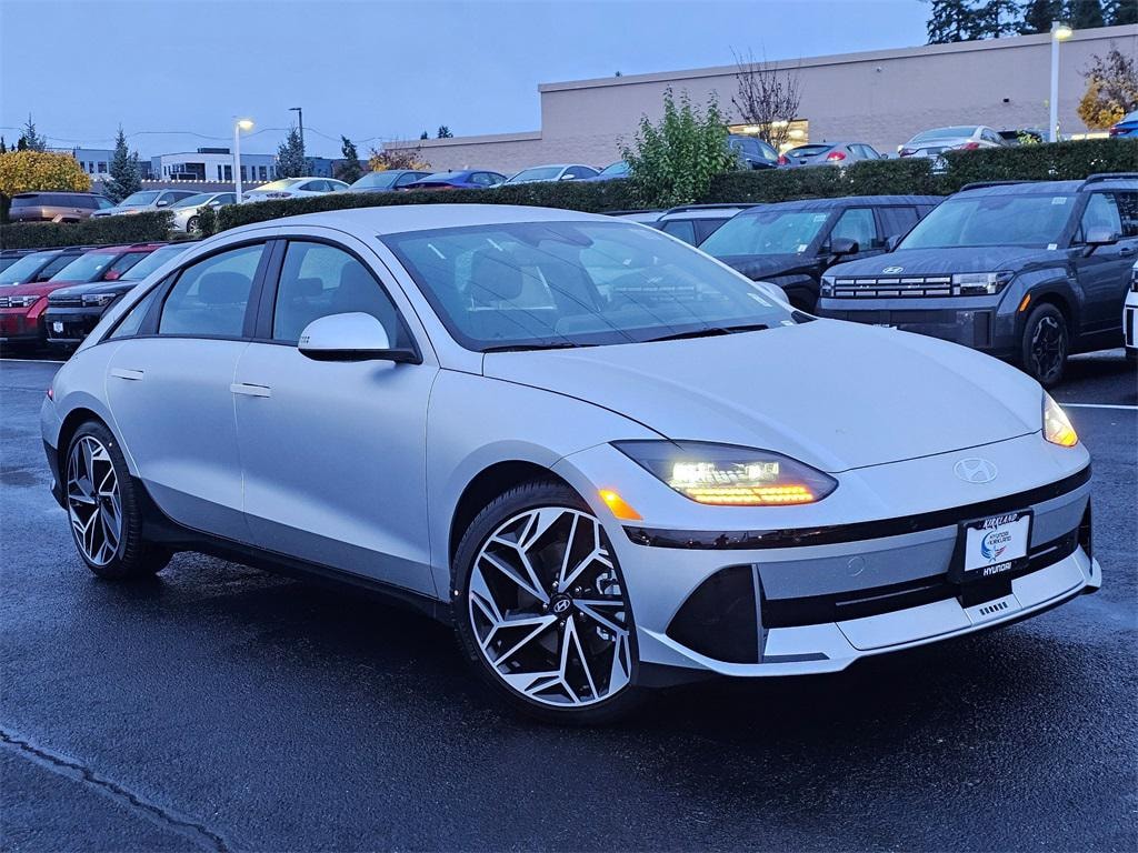 New 2025 Hyundai IONIQ 6 SEL Sedan