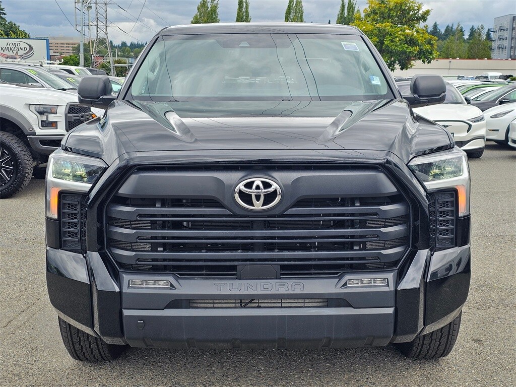 2022 Toyota Tundra SR5 photo 2